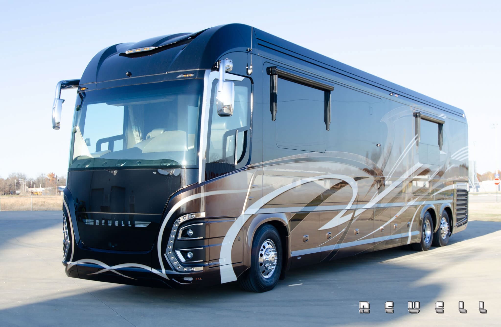 Newell Coach 1693