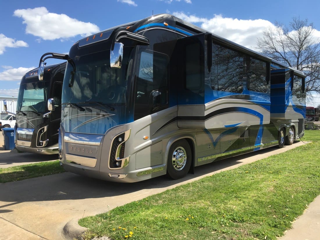 Joining the Newell Coach Community: Exclusive Events, Retreats, and Connections