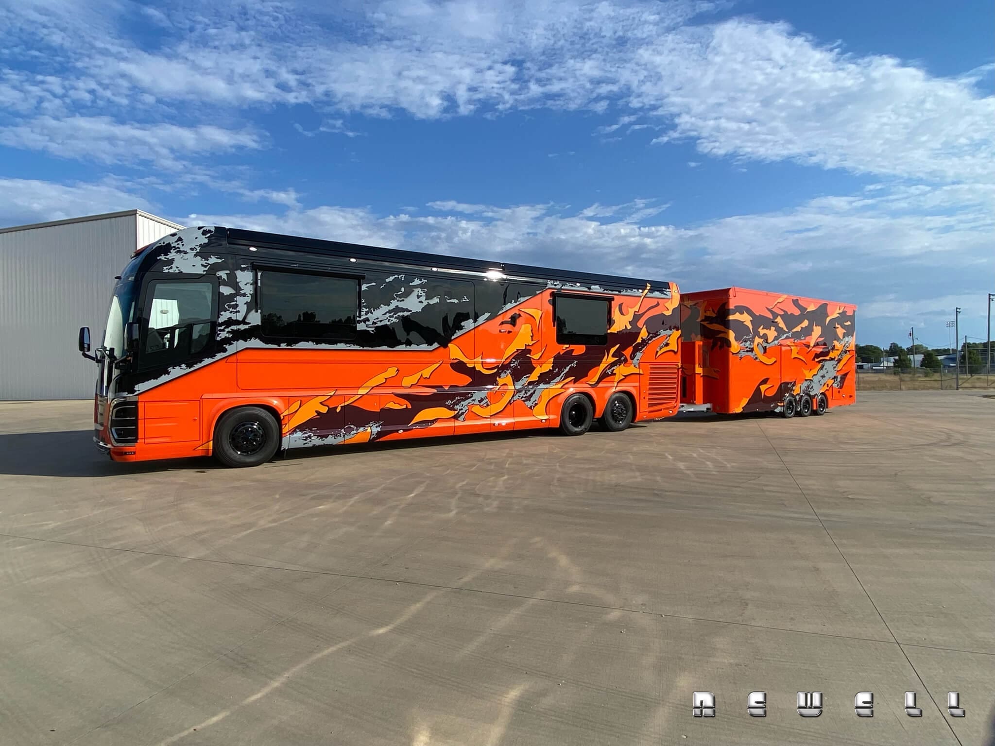 Newell Coach 1738